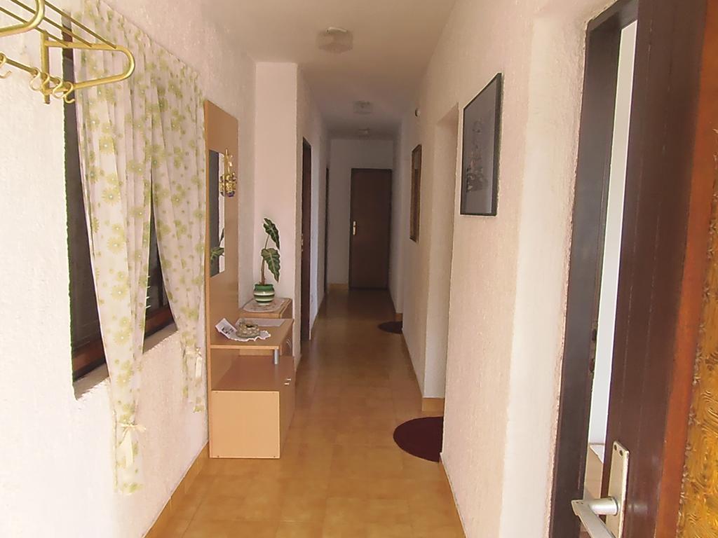 Sunflower Apartman *